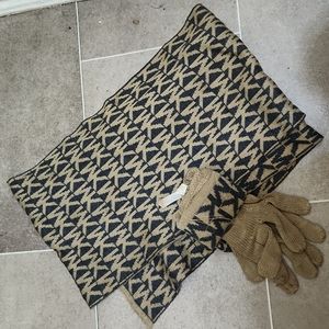 Michael kors os beige